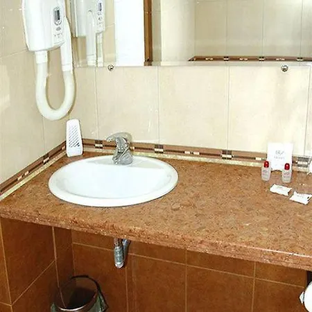дафи Хотел