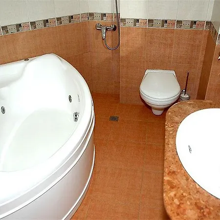 Хотел дафи 3*